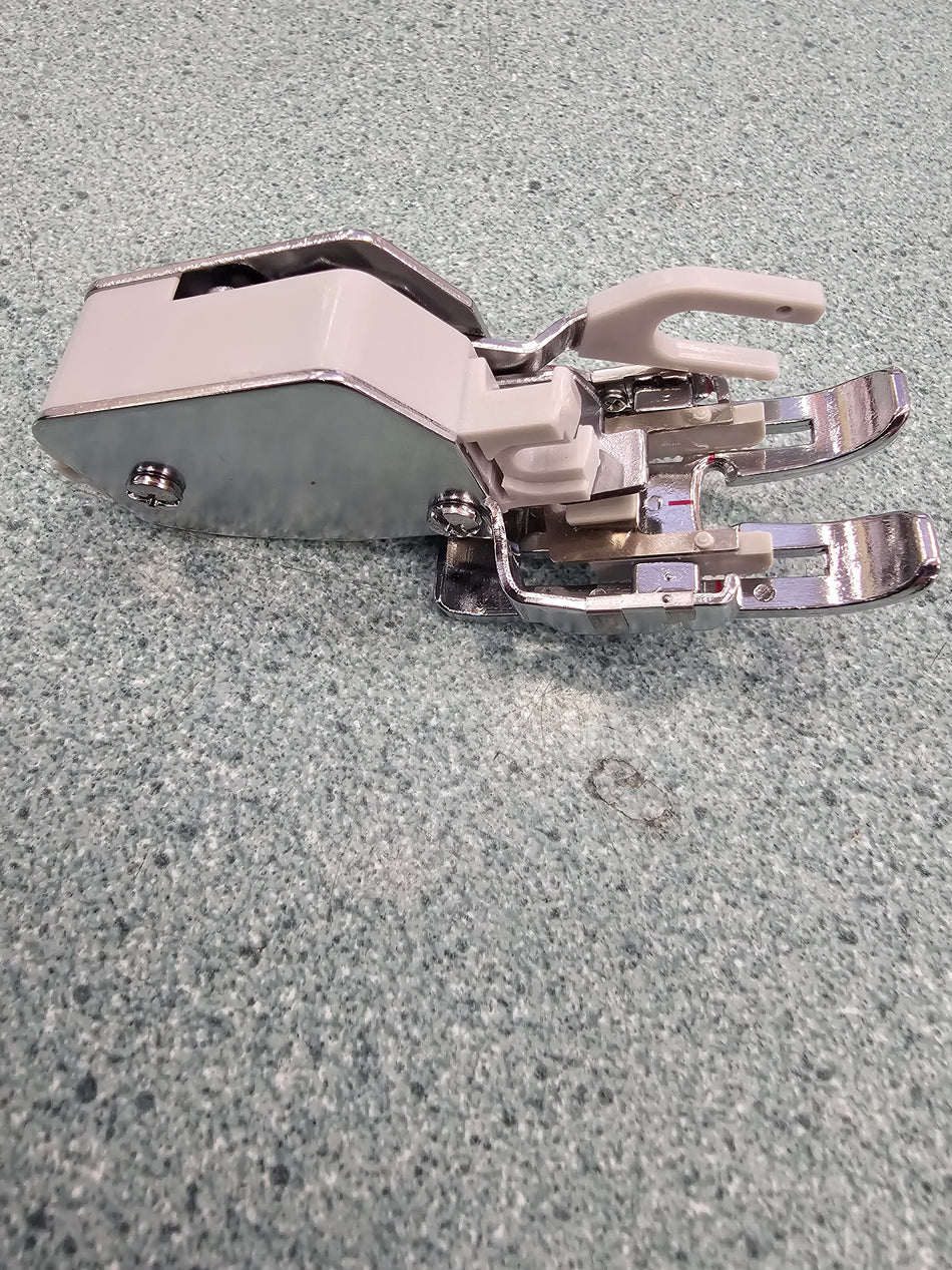 Husqvarna Viking Interchangeable Dual Feed Foot (walking foot) (one sole only)