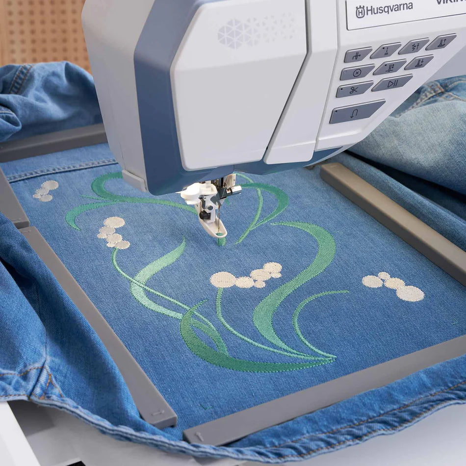 Husqvarna Viking Large Magnetic Hoop 360 x 230 mm (14" x 9")