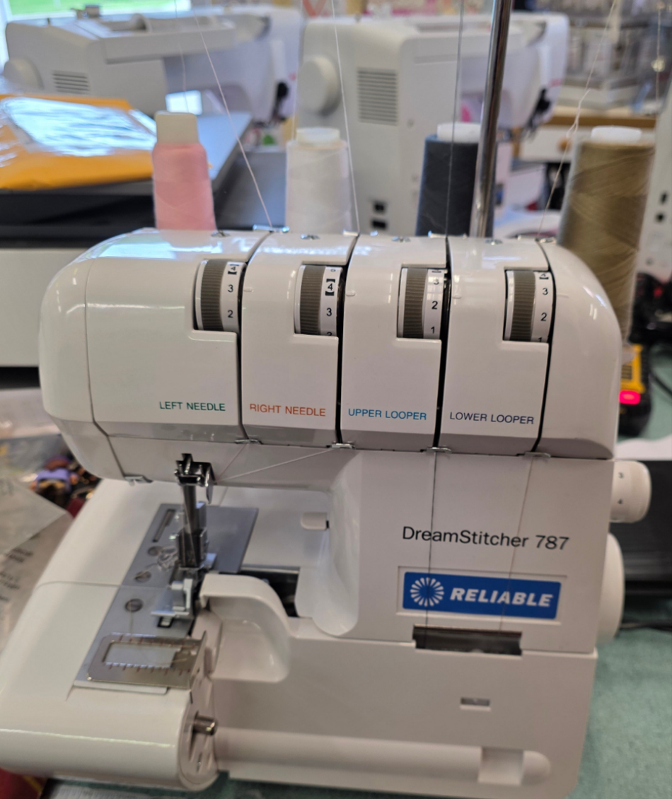 Reliable Dreamcatcher 787 Serger Used