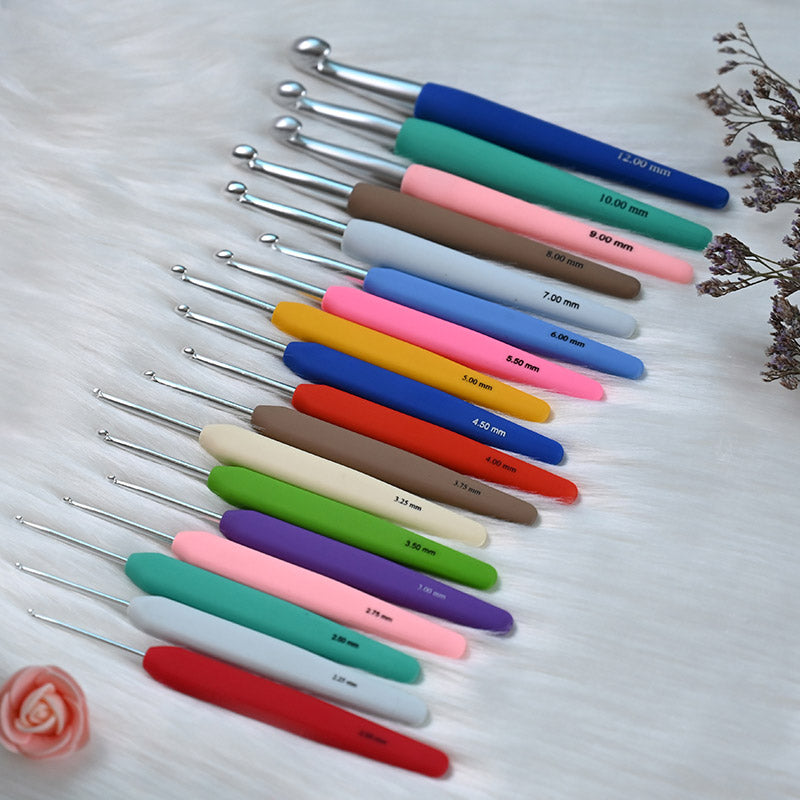 Knitter's Edge Wave Crochet Hooks