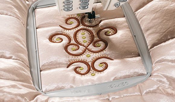 HUSQVARNA® VIKING® Do All Quilter's Hoop - 150X150mm #920115096