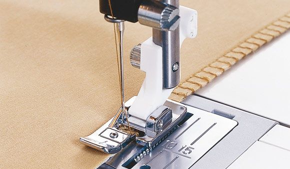 Husqvarna Viking Edging J Foot