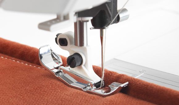 HUSQVARNA® VIKING® Mega Piping Foot