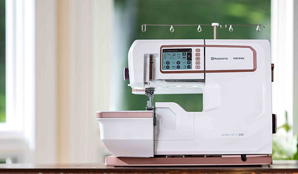 Husqvarna Viking AMBER™ Air S|600 Air-Threading Coverlock Machine
